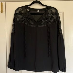 Black lace Flowey Top